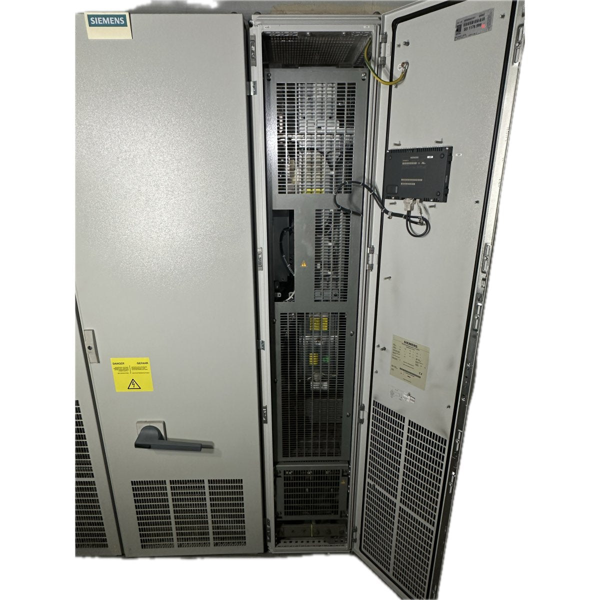 Siemens 6SL3710-1GE33-8AA3-3