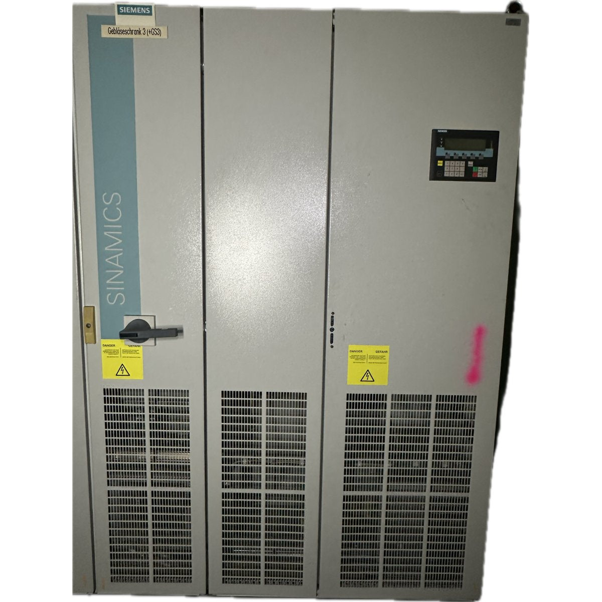 AJ77 Frequenzumrichter AC/AC Siemens 6SL3710-7LE32-1AA0-Z 110KW 770 kg