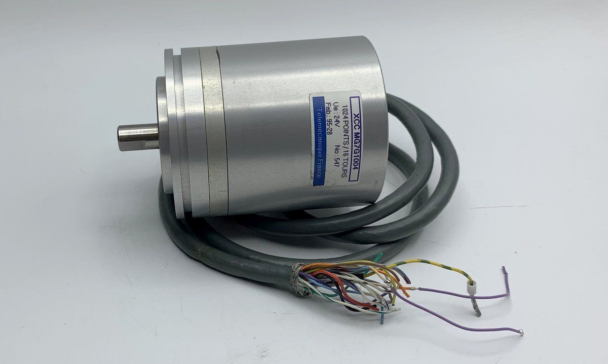 LK1014 Encoder Drehgeber Telemecanique XCC MG7G1004 10mm ohne Stecker