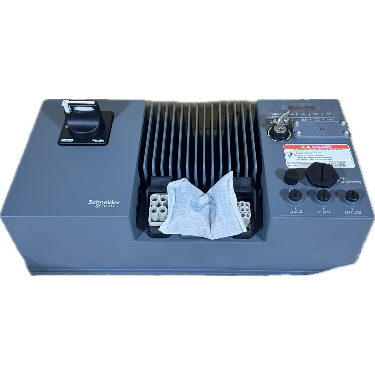 Schneider ATV310LU15N4-3