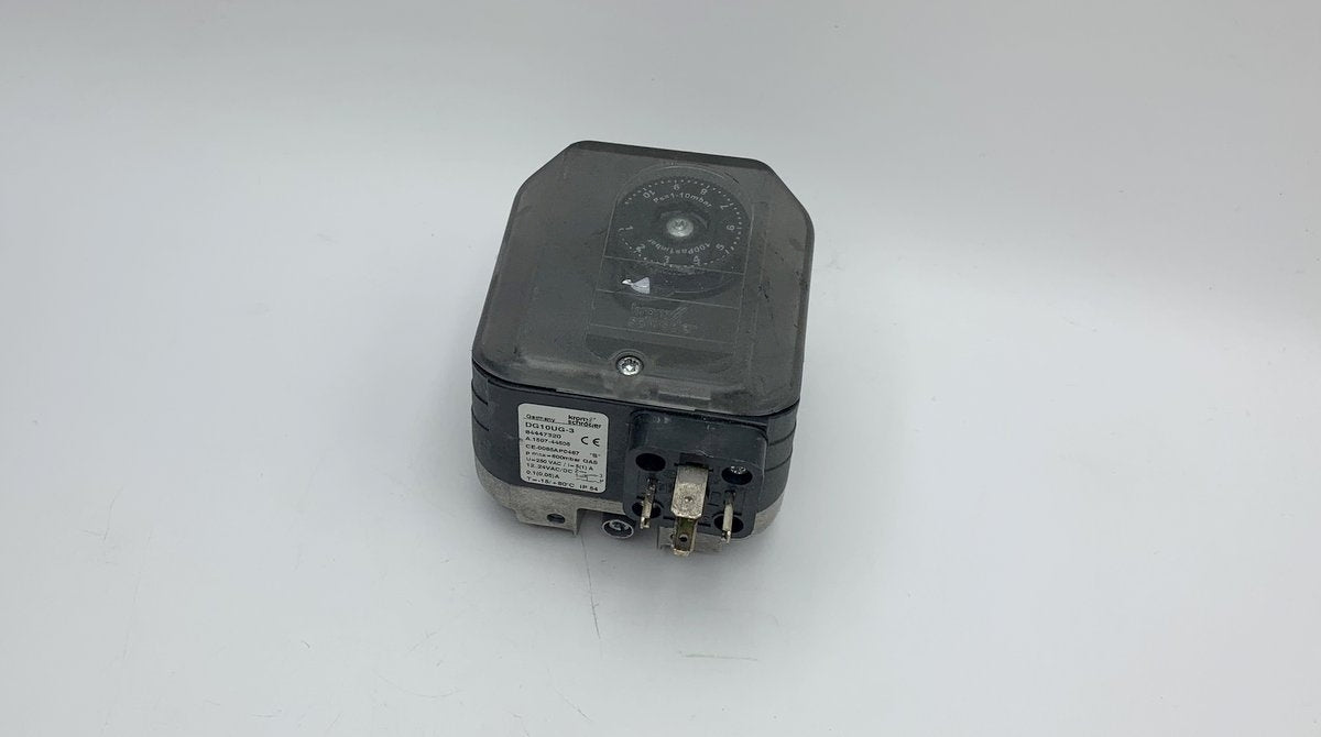 LK392 Gas-Druckwächter Kromschröder DG10UG-3 84447320