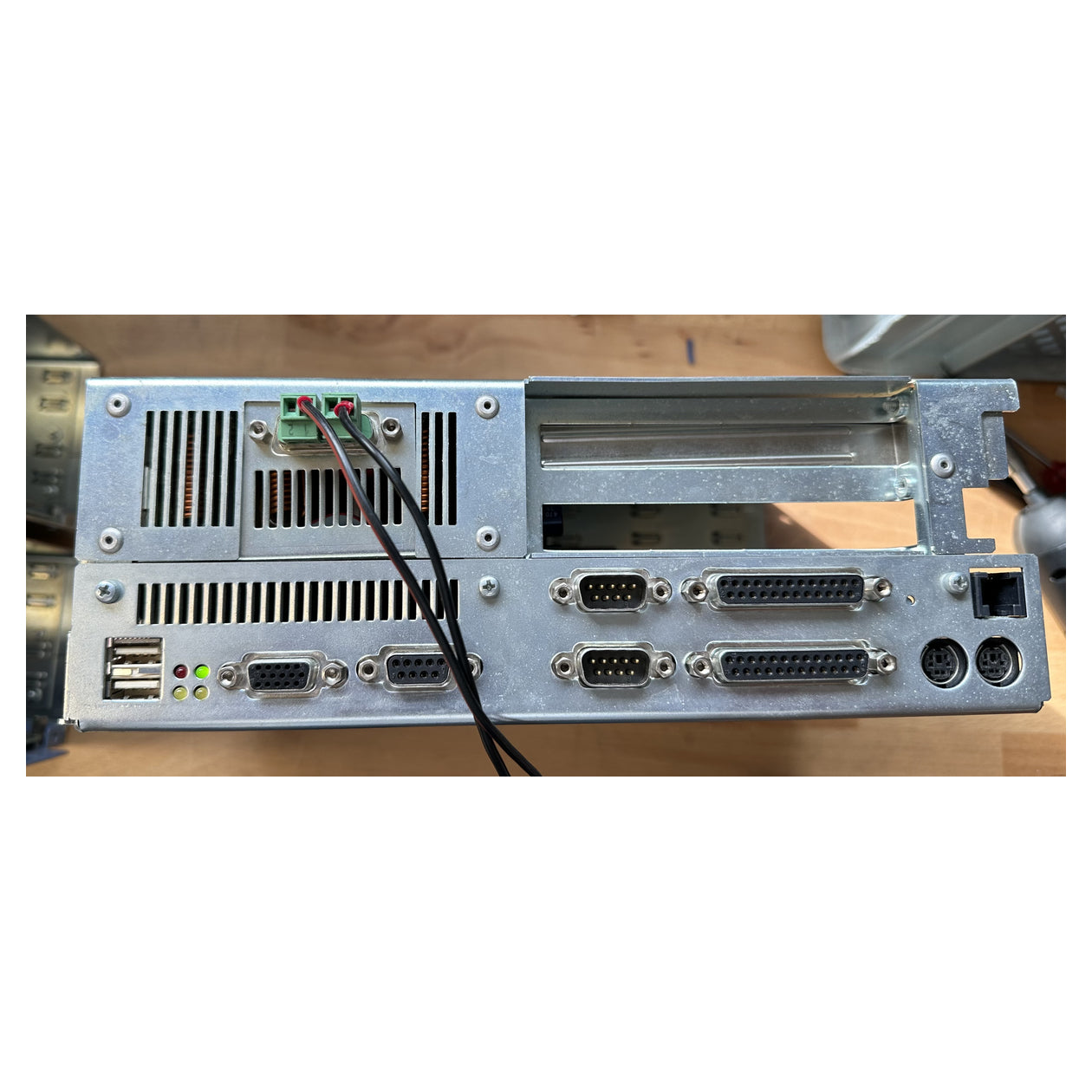 LK4842 Industrie PC B&R 5C5001.01 IPC 5000 753403 Seitenblech fehlt_2
