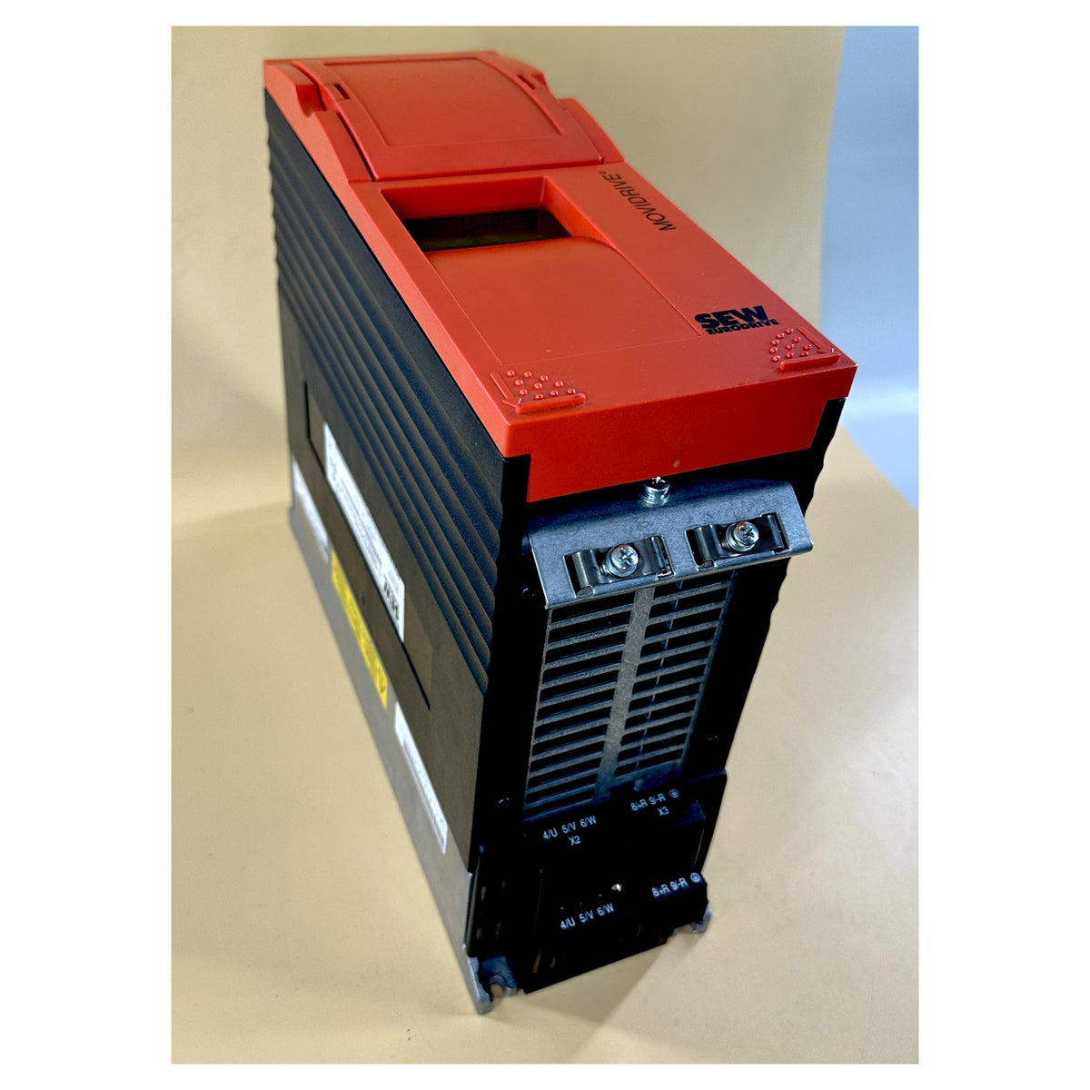 LK5355 inverter SEW MDS60A0030-5A3-4-00 MDX60A0030-5A3-4-00 1.04 3KW_3