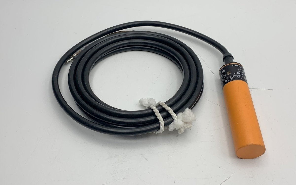 LK724 Induktiver Sensor IFM IA5054 ohne Verpackung Schaltabstand 10 mm NPN