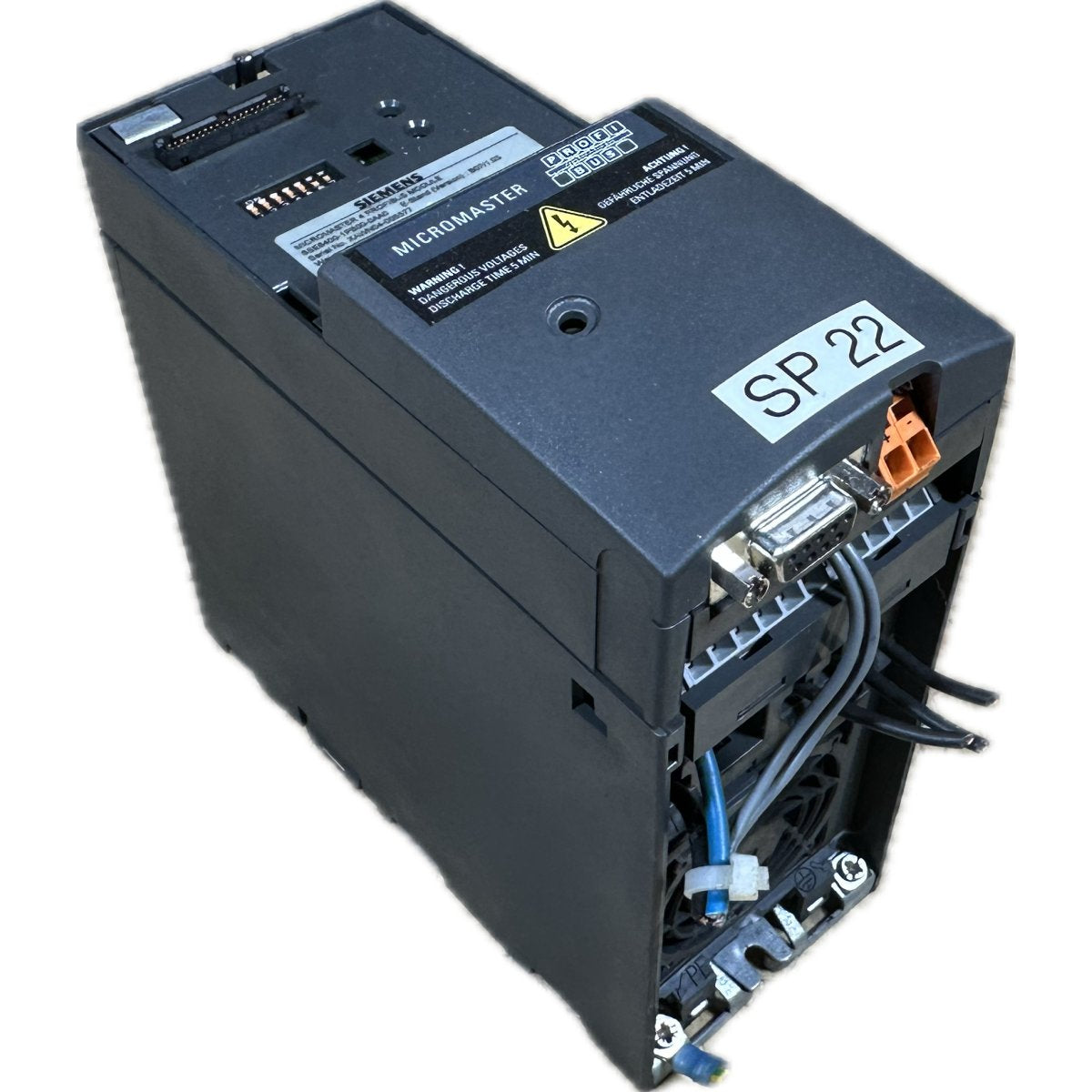 .MJ837 Frequenzumrichter Siemens 6SE6440-2AB15-5AA1 0,55KW gehäuse Defekt