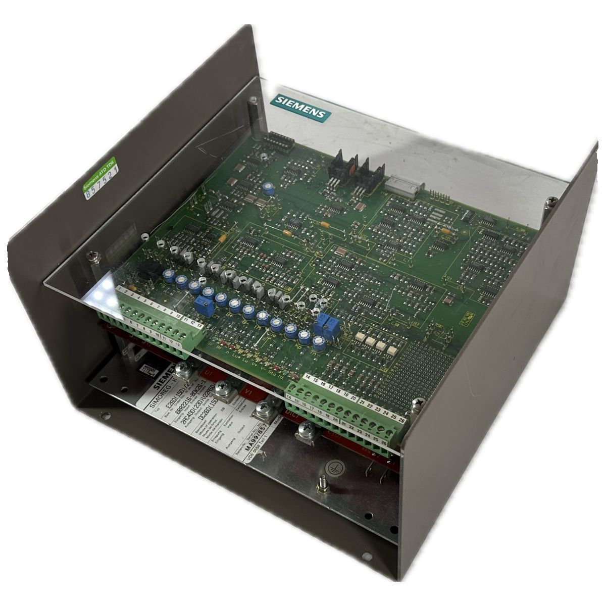 NJ013 Kompaktgerät Siemens 6RA2216-8DK26-1