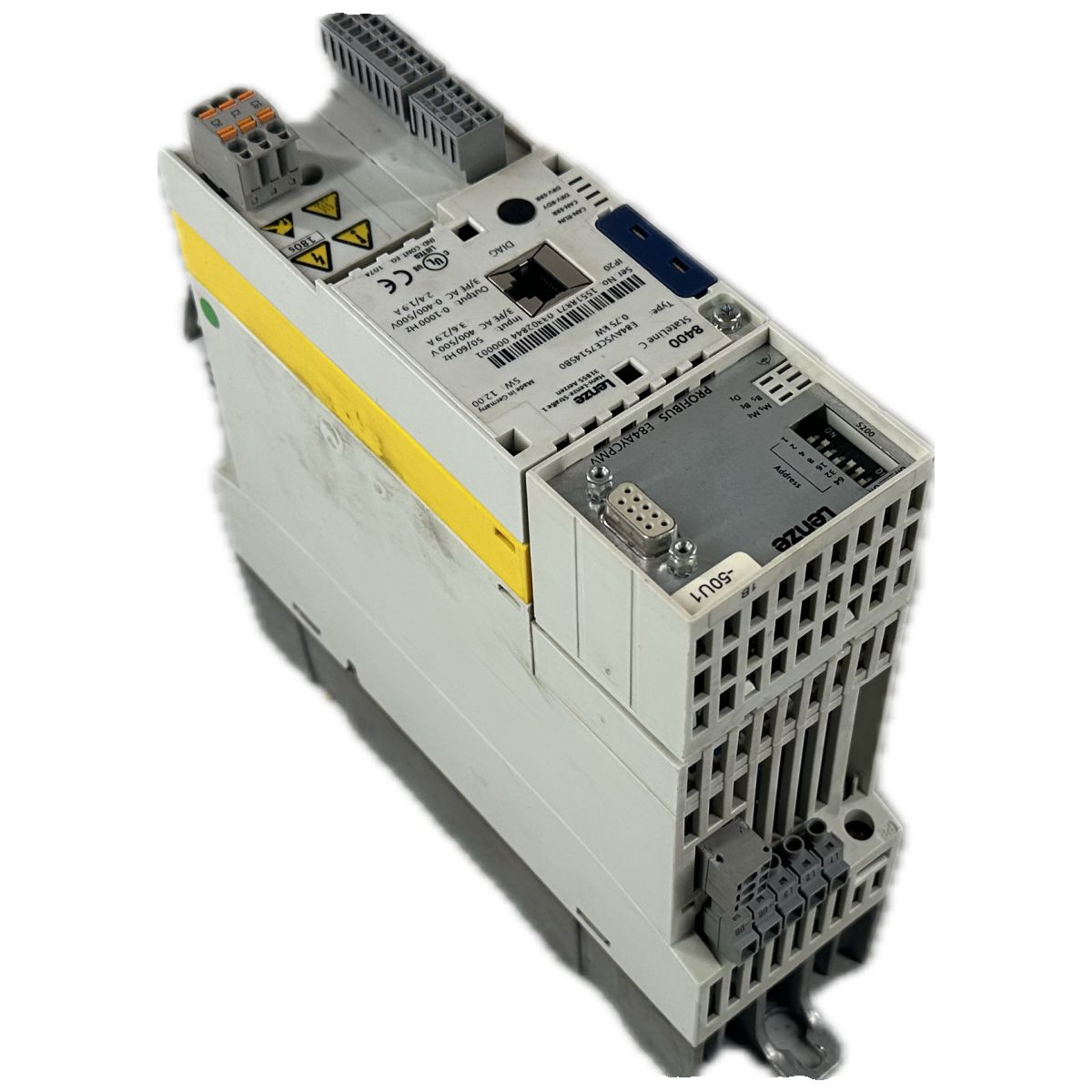 NJ025 Frequenzumrichter Lenze E84AVSCE7514SB0 0,75kW_2