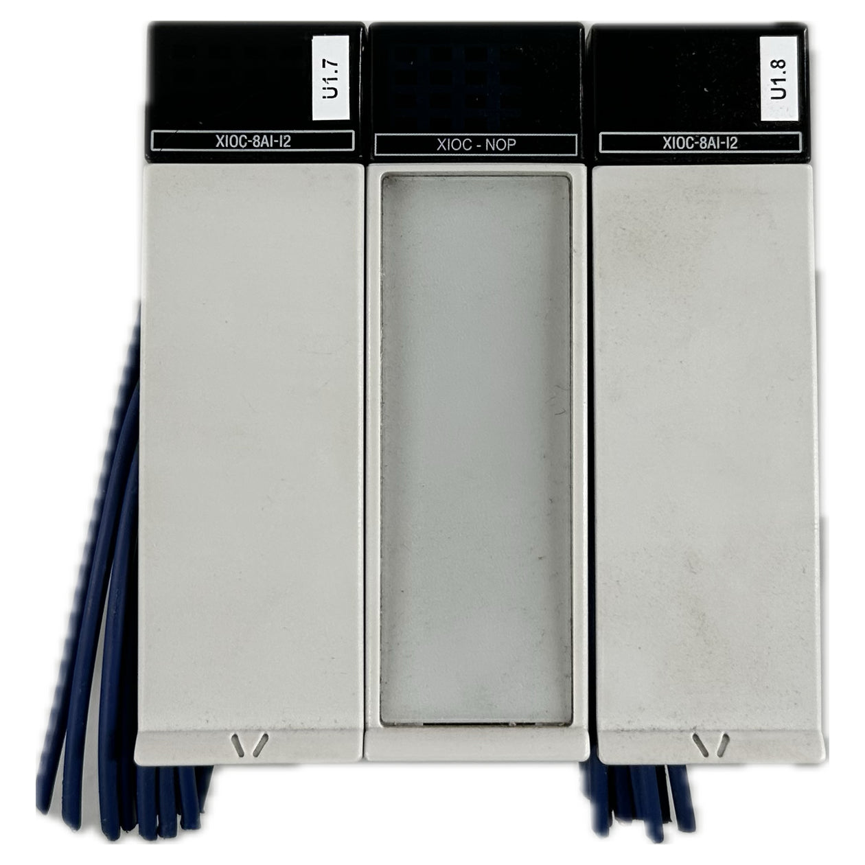 NJ248 Posten Eaton 2x XIOC-8AI-12 1x XIOC-NOP_3