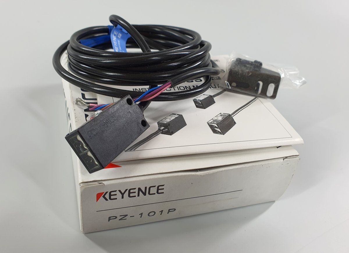 PQ1388 Photoelectric Sensor Lichtsensor Keyence PZ-101P
