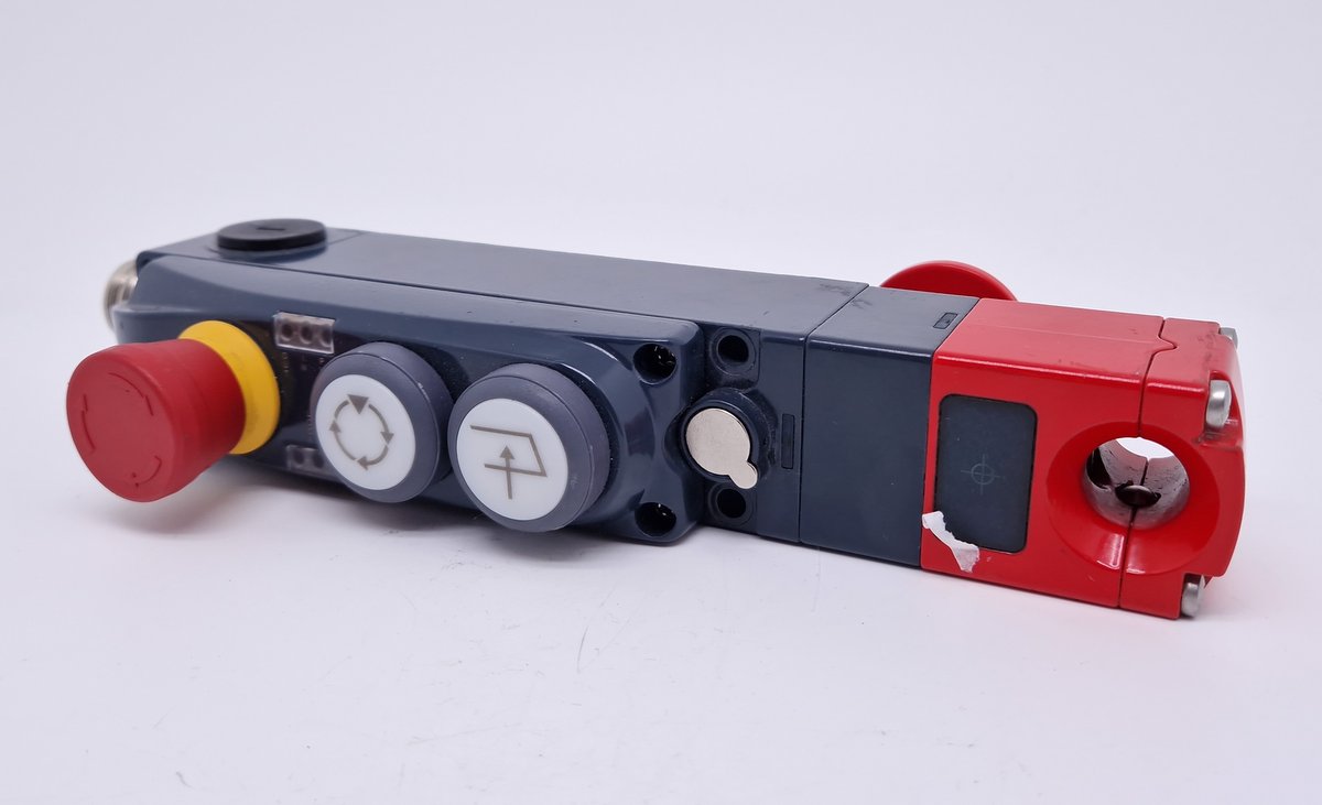 PQ3215 Verriegelungsschalter Pizzato DC-13 J16NG1-1 NG 2D7E413A