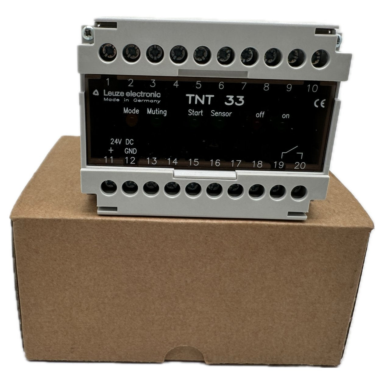 PQ5131 Sicherheits Schaltgerät Sicherheitsrelais Leuze TNT 33