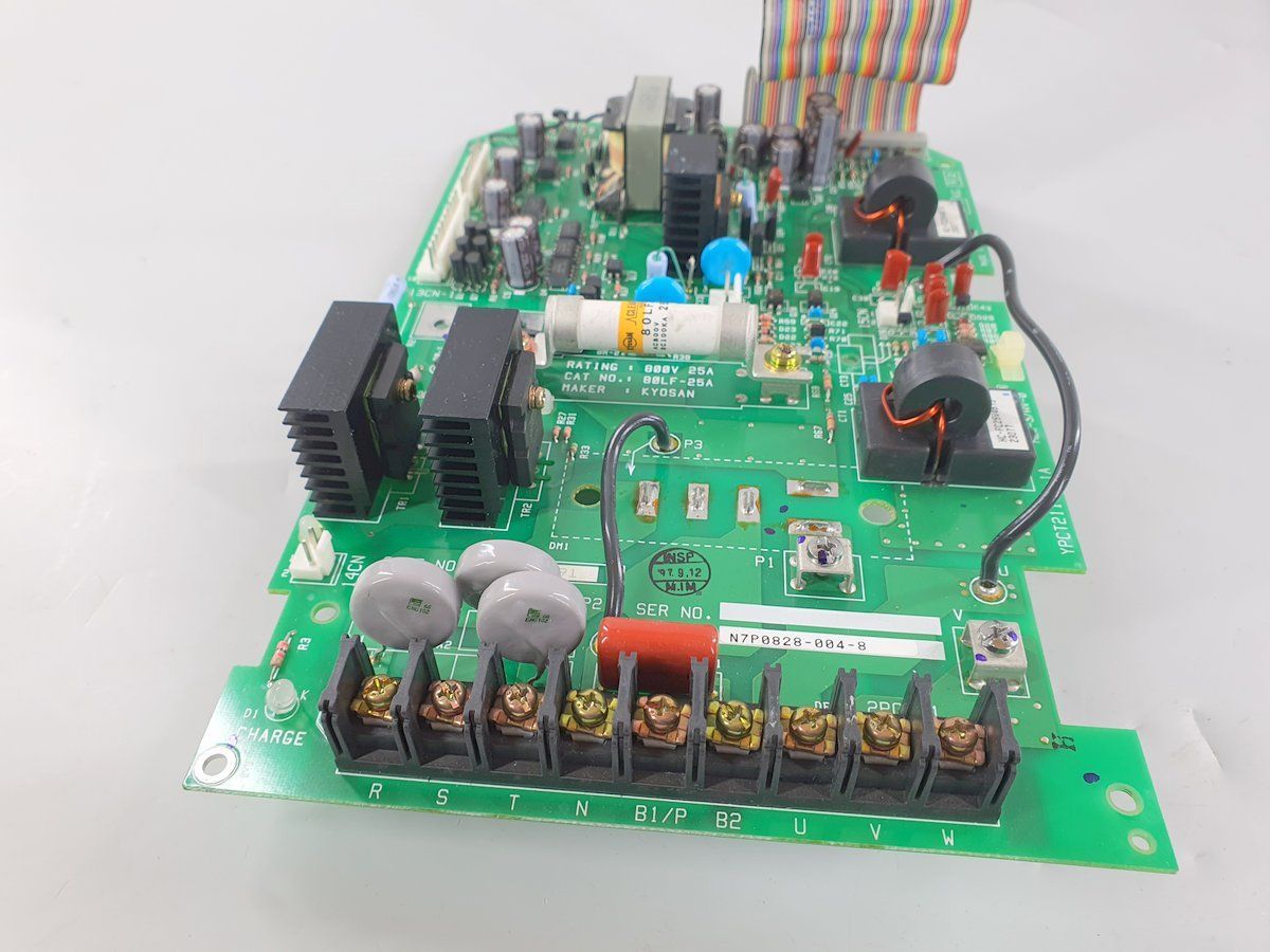 PQ945 Inverter board Yaskawa YPCT21114-1A