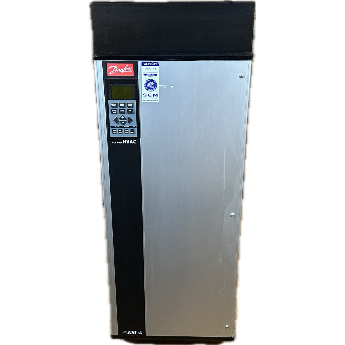 AJ1 Frequenzumrichter Danfoss VLT606 175Z7060 0-1000Hz 64,7kVA