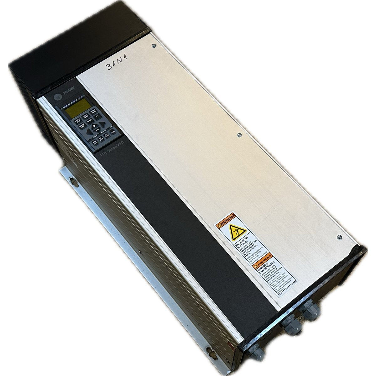 AJ773 Frequenzumrichter Trane TR16027 178B9960 baugleich Danfoss