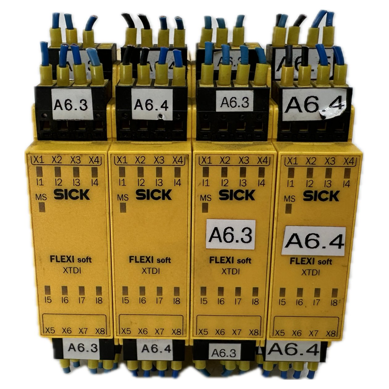 AJ897 Posten 4 Stück Sicherheitssteurung Sick FX3-XTDI80002 1044124