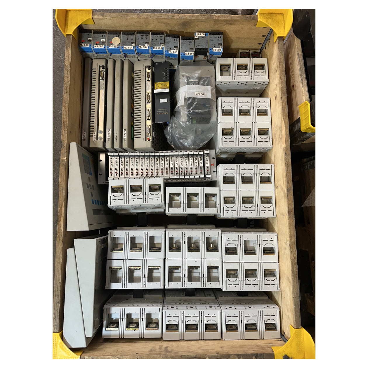 Box MJ102 Siemens Teleperm Tastaturen Klöckner Möller Leistungsschalter_2