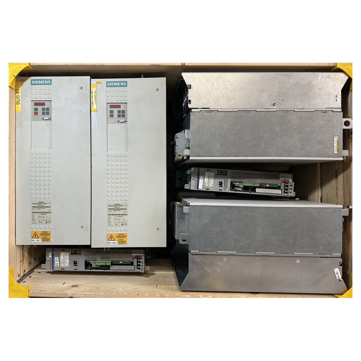 Box MJ62 Posten Frequenzumrichter Siemens 6SE7023-4FD61-Z Refu RD51.1_2