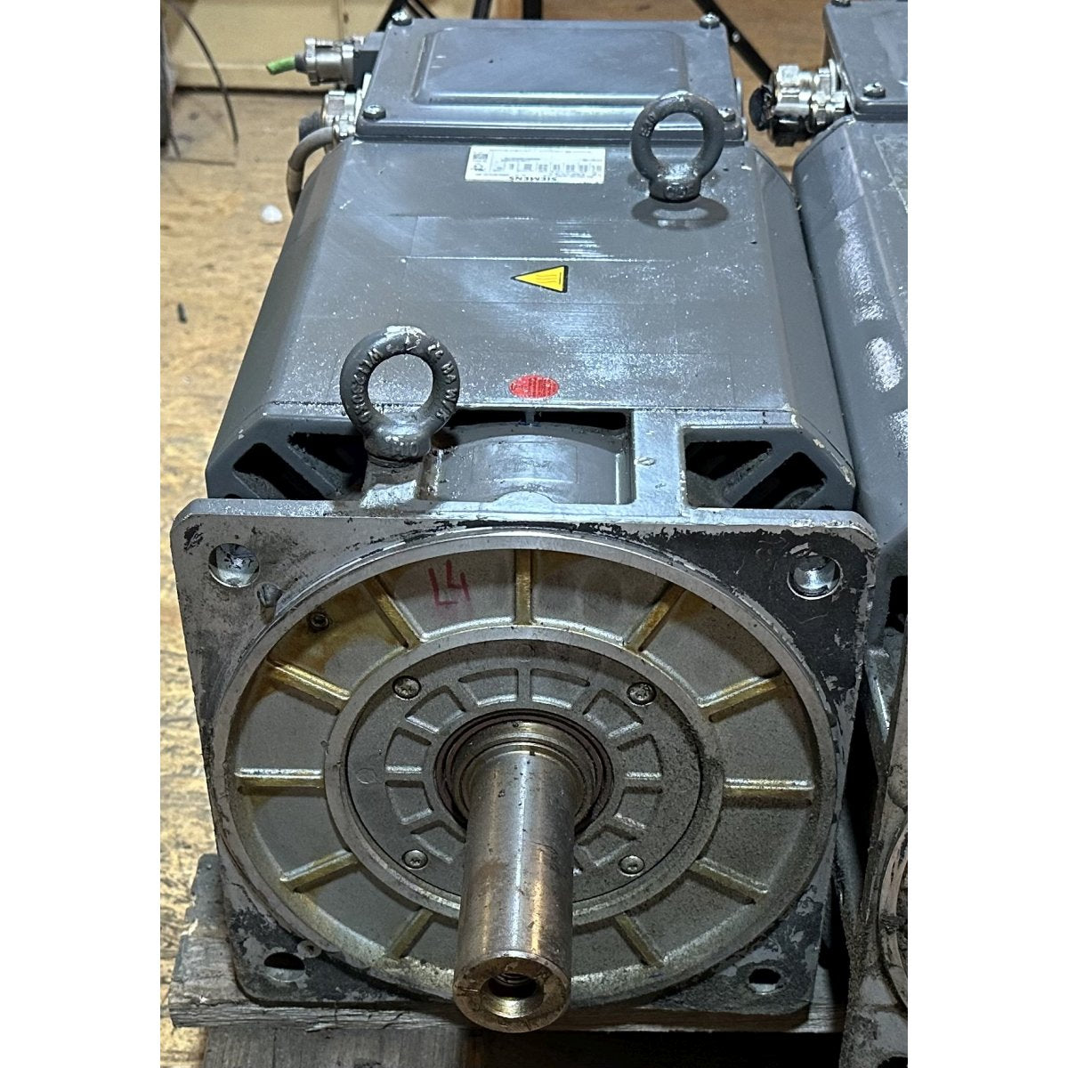 Siemens 1PH7133-2FG02-0DD5-3