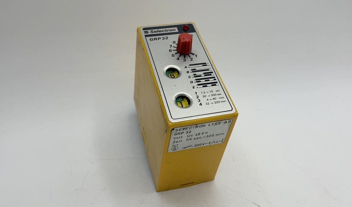 LK1313 Lyss AG Selectron GRP32 220V