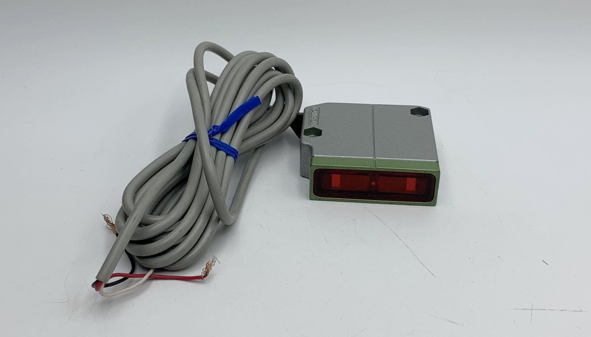 LK1545 Fotoelektrischer Sensor Omron E3S-LS20XF1