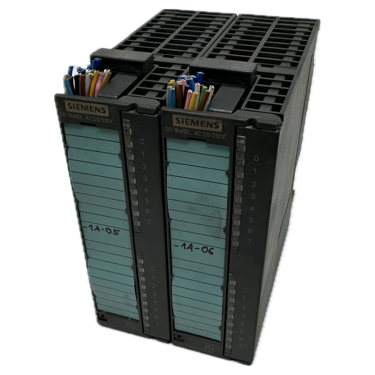 LK4051 Posten 2 Stück Simatic S7 Siemens 6ES7 322-1HH01-0AA0