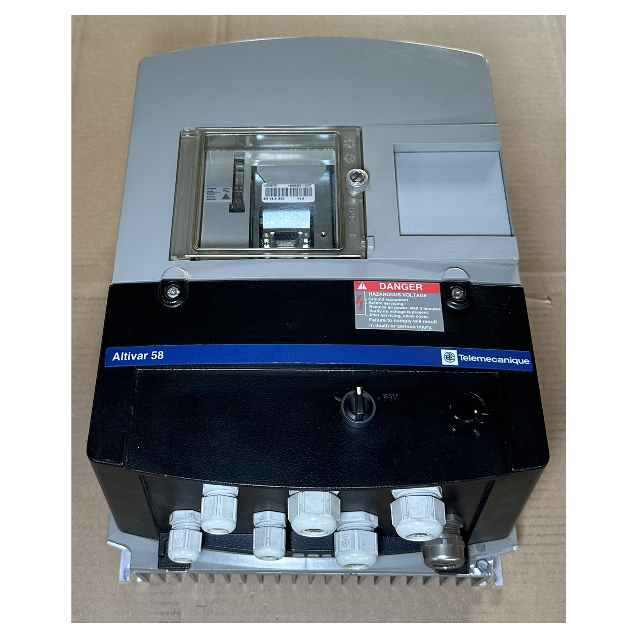 LK4735 Frequenzumrichter Telemecanique ATV58EU29N4S294 1,5KW 0,1-500Hz