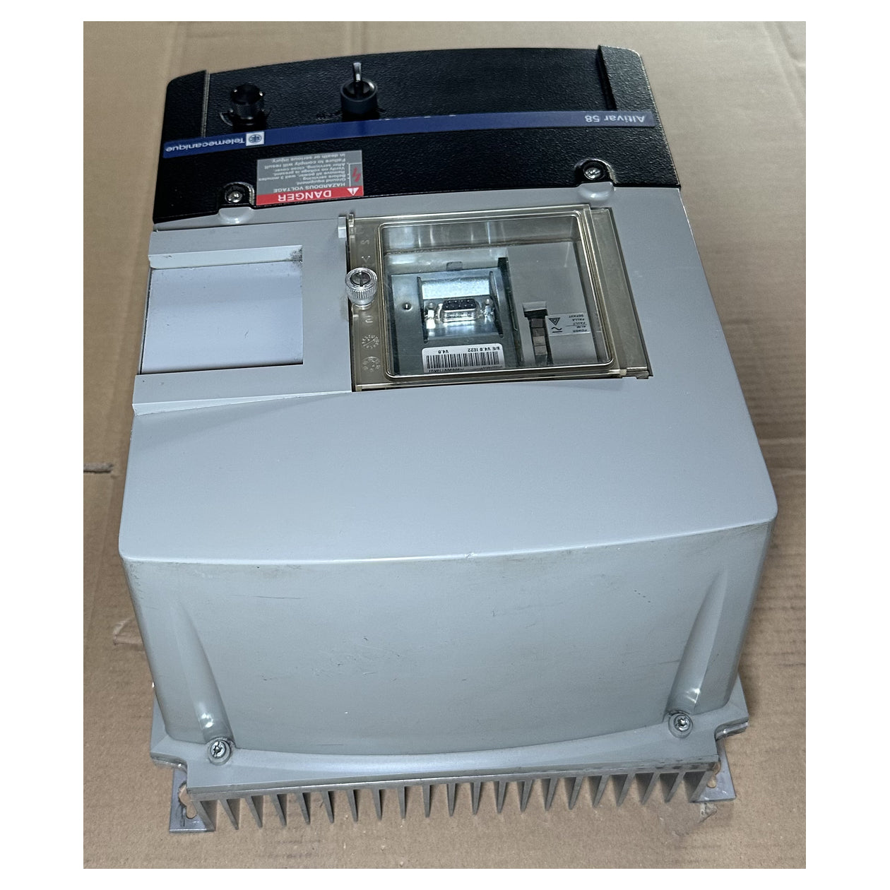 LK4735 Frequenzumrichter Telemecanique ATV58EU29N4S294 1,5KW 0,1-500Hz_3