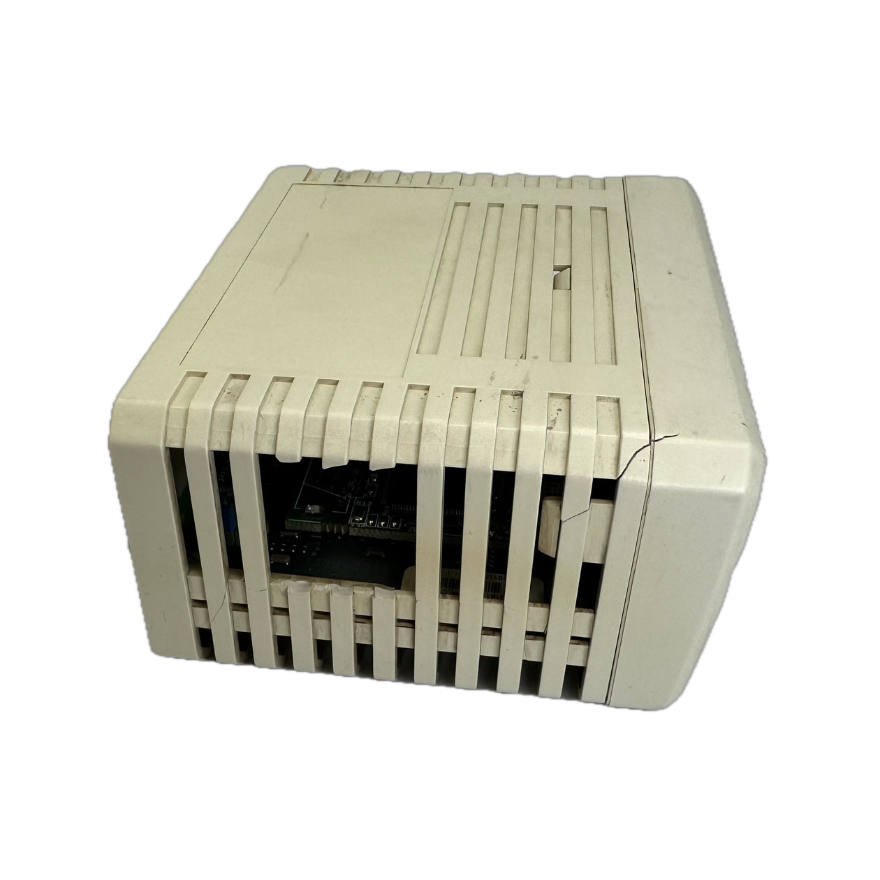 LK4938 communication module ABB CI851 3BSE018116R1 Housing damage_3