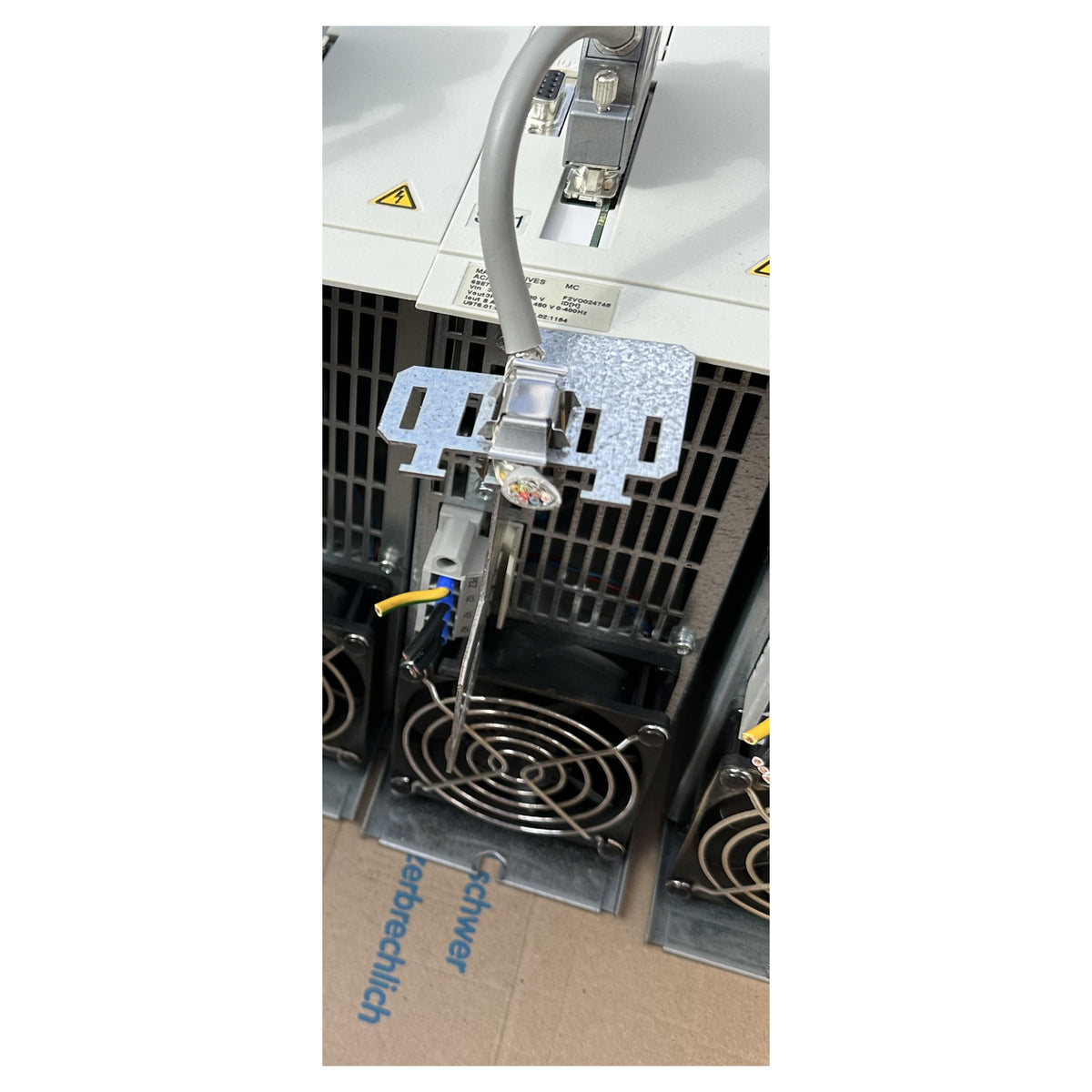 LK5332 Posten 18 Stück Frequenzumrichter Simovert Siemens 6SE7018-0EP50 3KW_2