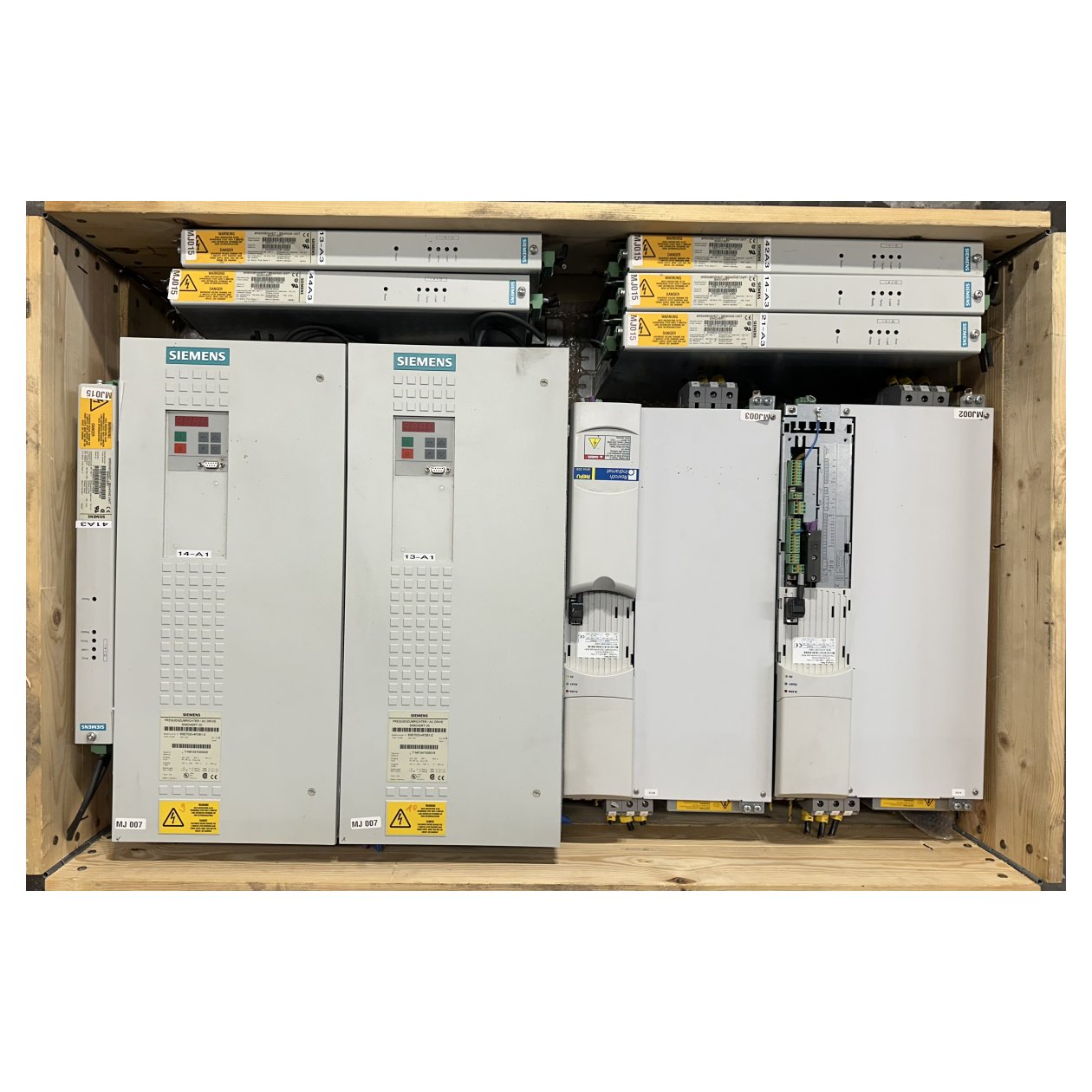 MJP4 Auktion | Posten 26 Stück | Siemens & Indramat Bremseinheiten und Frequenzumrichter._2