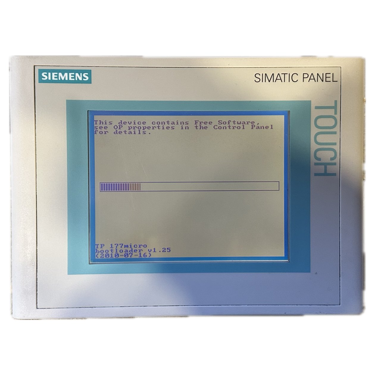 NJ063 Bedienpanel TP277 Siemens 6AV6640-0CA11-0AX1 E21