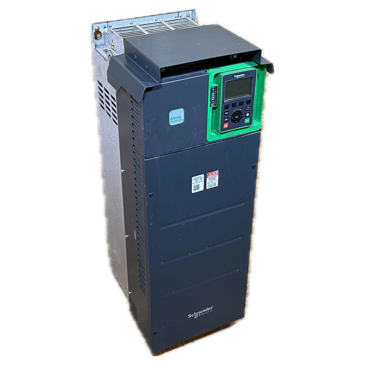 NJ072 Frequenzumrichter Schnieder Altivar 930 ATV930D75N4 75kW