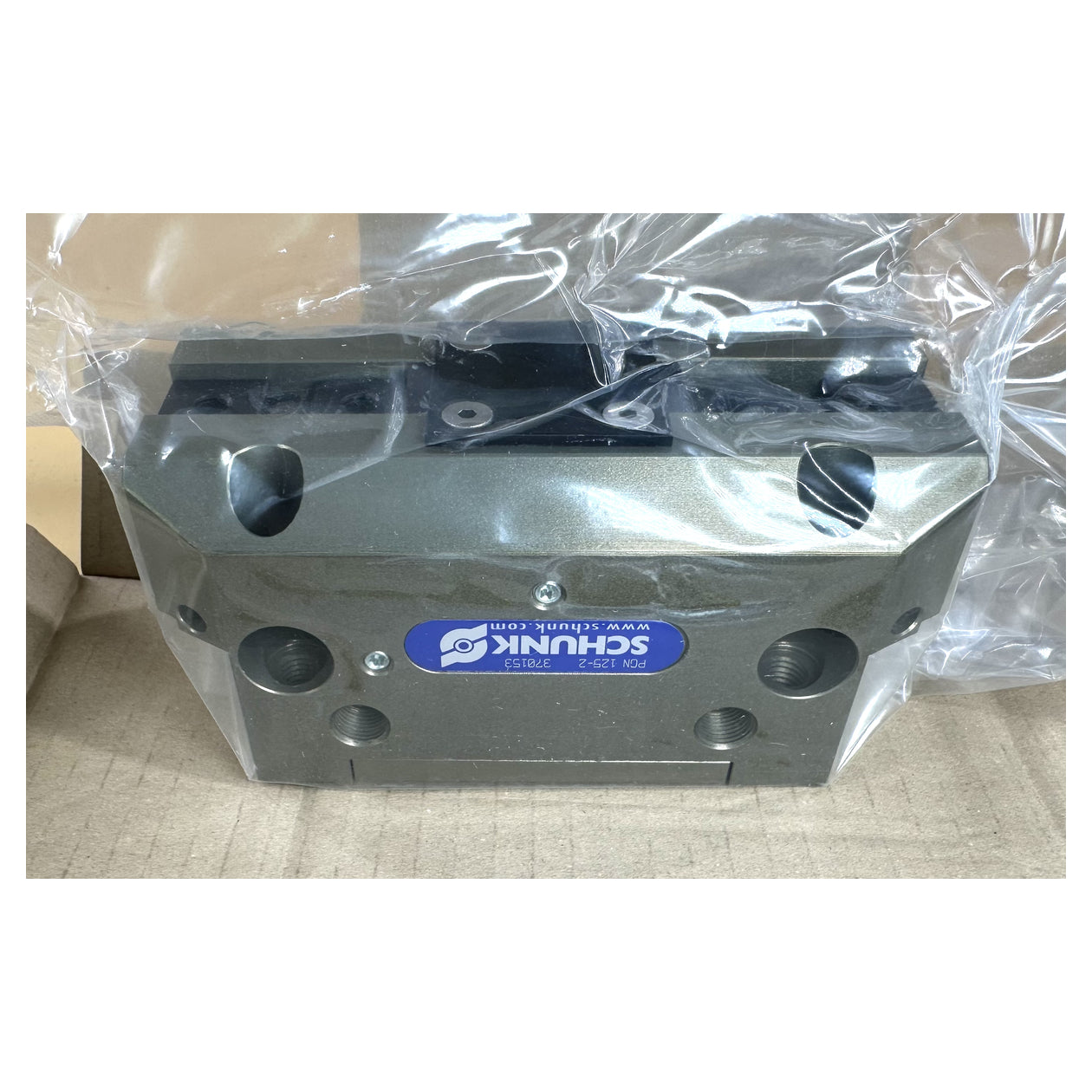NJ439 2 Finger Parallelgreifer Schunk PGN 125/2 0370153 Hub 6mm 3000Nm ovp_3