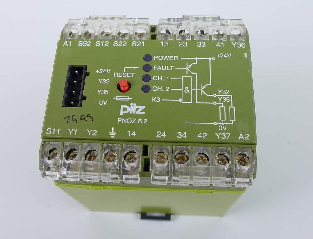 PP2706 Sicherheitsrelais Pilz Pnoz 8.2 474776 230V AC