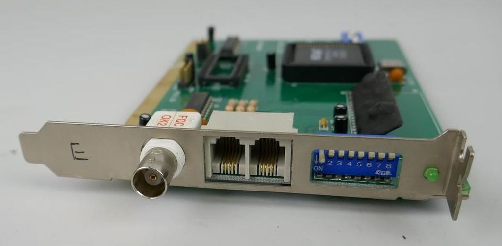 PP3204 EAE ISA Arcnet PC Card AN-520BT LCS-8630TCBS