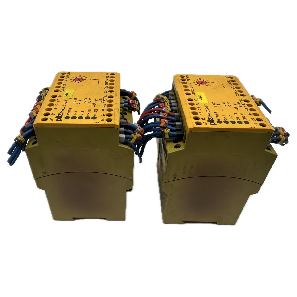 PQ4700 Posten 2 Stück Sicherheitsrelais Pilz PNOZ XV2.1 774516_2